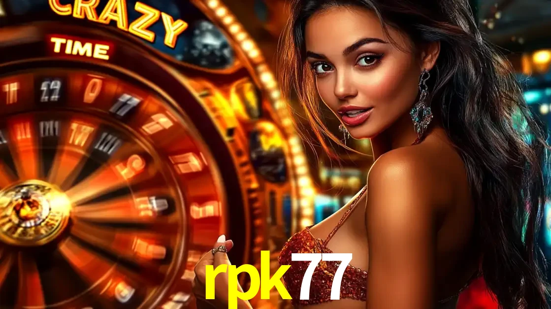 Mulher ao lado da roda de prêmios do jogo de cassino ao vivo Crazy Time, um dos shows de jogos mais emocionantes oferecidos pela plataforma de apostas rpk77.