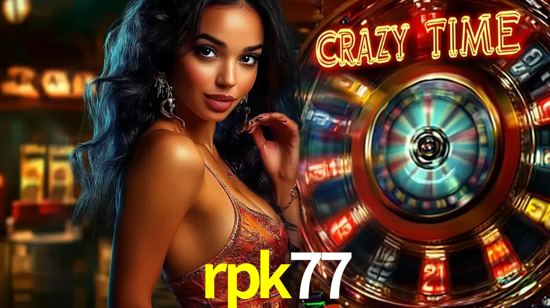Mulher elegante ao lado da vibrante roda da fortuna do jogo de cassino ao vivo Crazy Time, um dos game shows mais populares e cheios de prêmios do rpk77.